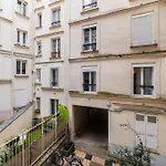 Studio Elegant Charme Intemporel - Paris 18 - 2P - Flat-Guest